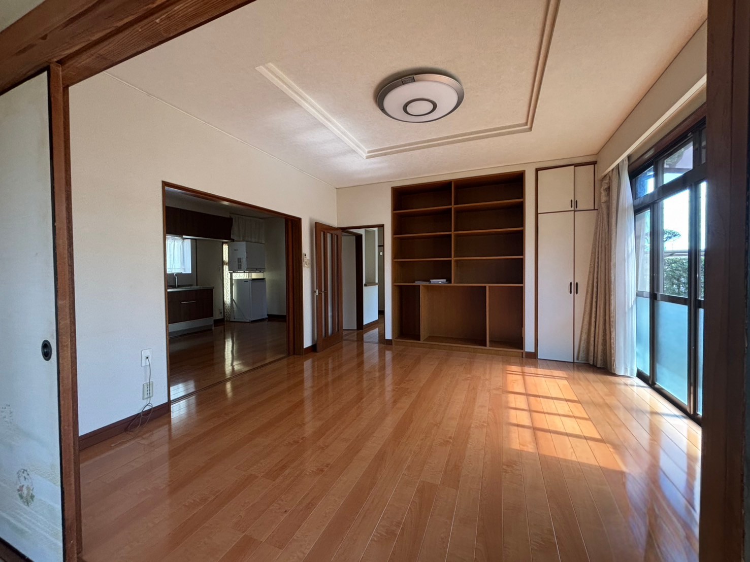 姶良市　西餅田　中古売家　2階建て　３DK