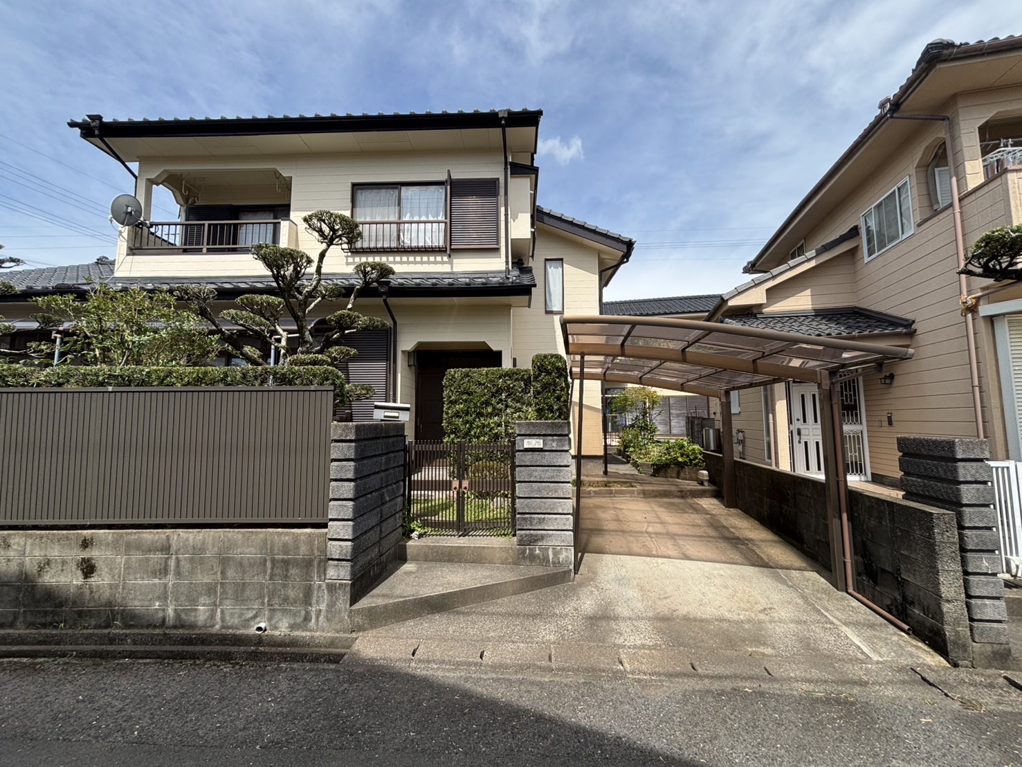 姶良市　西餅田　中古売家　2階建て　３DK
