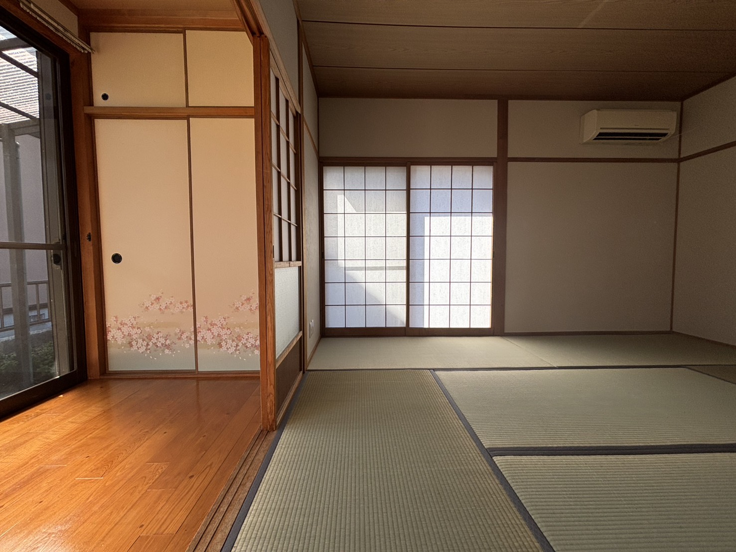 姶良市東餅田字塩入 中古売家 平屋 4LDK