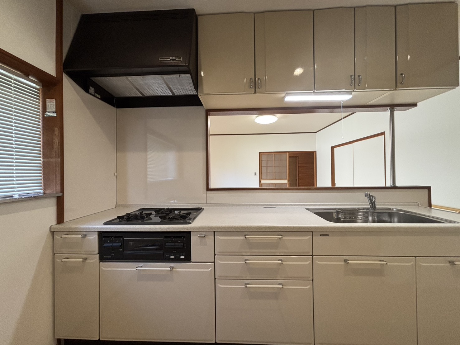 姶良市東餅田字塩入 中古売家 平屋 4LDK