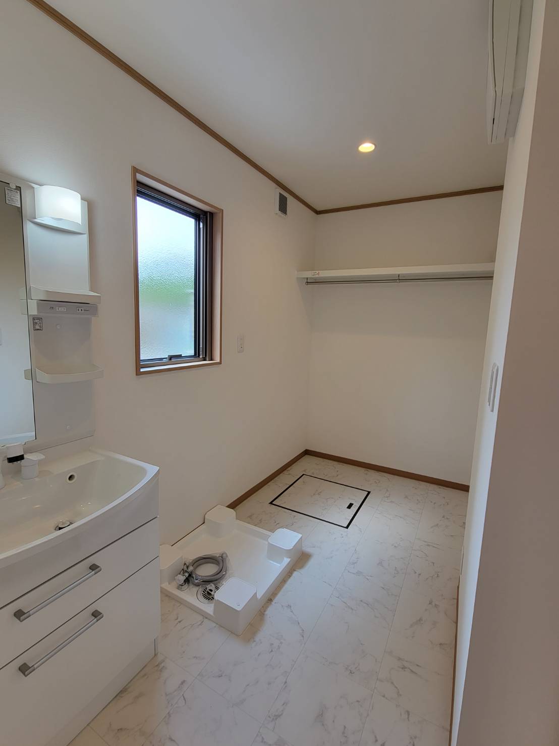 ダブリュー　Ｃ