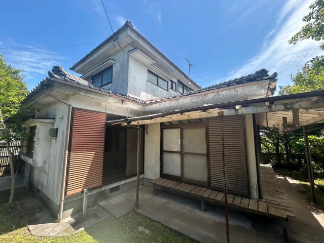 姶良市　西餅田　2階建  中古売家　980万円