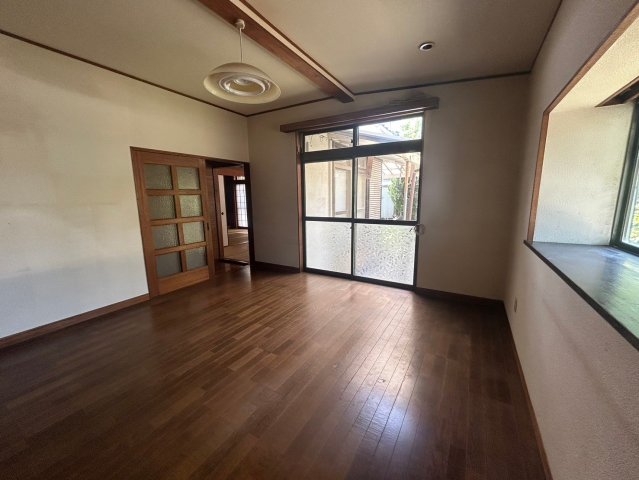 姶良市　西餅田　2階建  中古売家　980万円