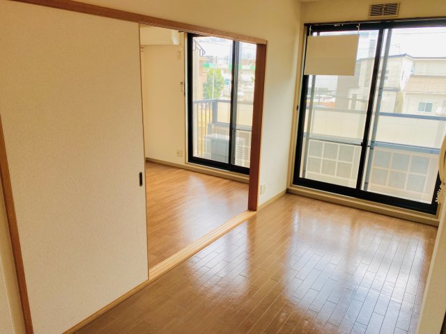 ウィンディア上原202