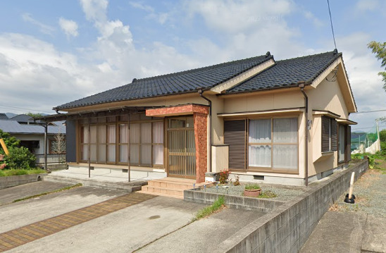 姶良市　東餅田　売家　4DK　1,680万円