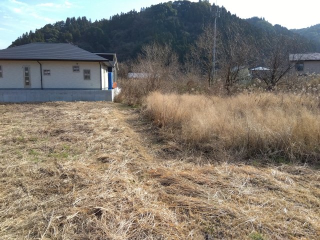霧島市　隼人町東郷・内　売地　1347.32坪　2,021万円