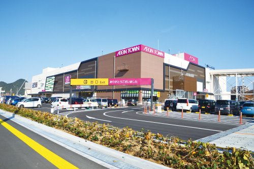 姶良市　東餅田（帖佐駅前交差点）　117.96坪　