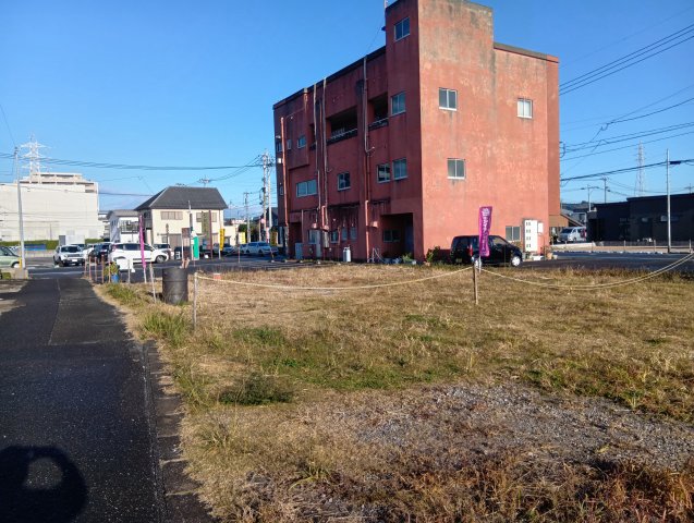 姶良市　東餅田（帖佐駅前交差点）　117.96坪　