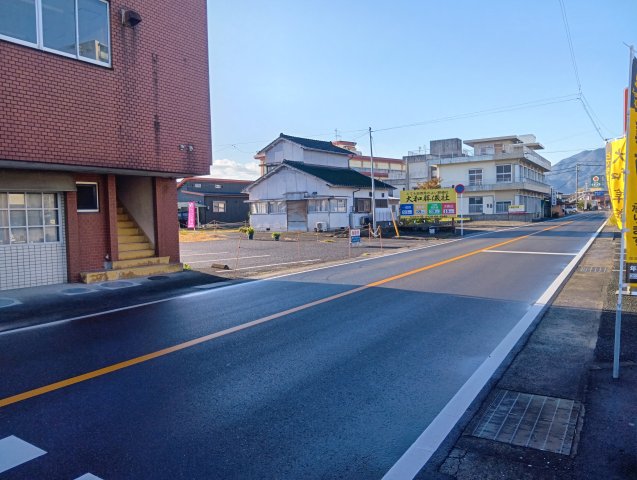 姶良市　東餅田（帖佐駅前交差点）　117.96坪　