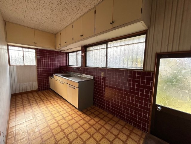 姶良市　西餅田　中古売家  4DK  800万円
