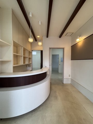 姶良市松原２丁目 住居付き店舗(動物病院跡地） 7DK