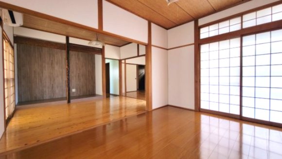中老松貸家